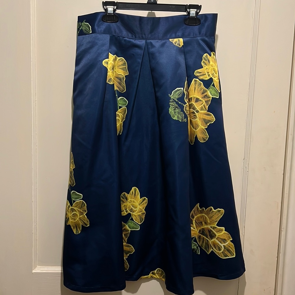 Pleated skirt